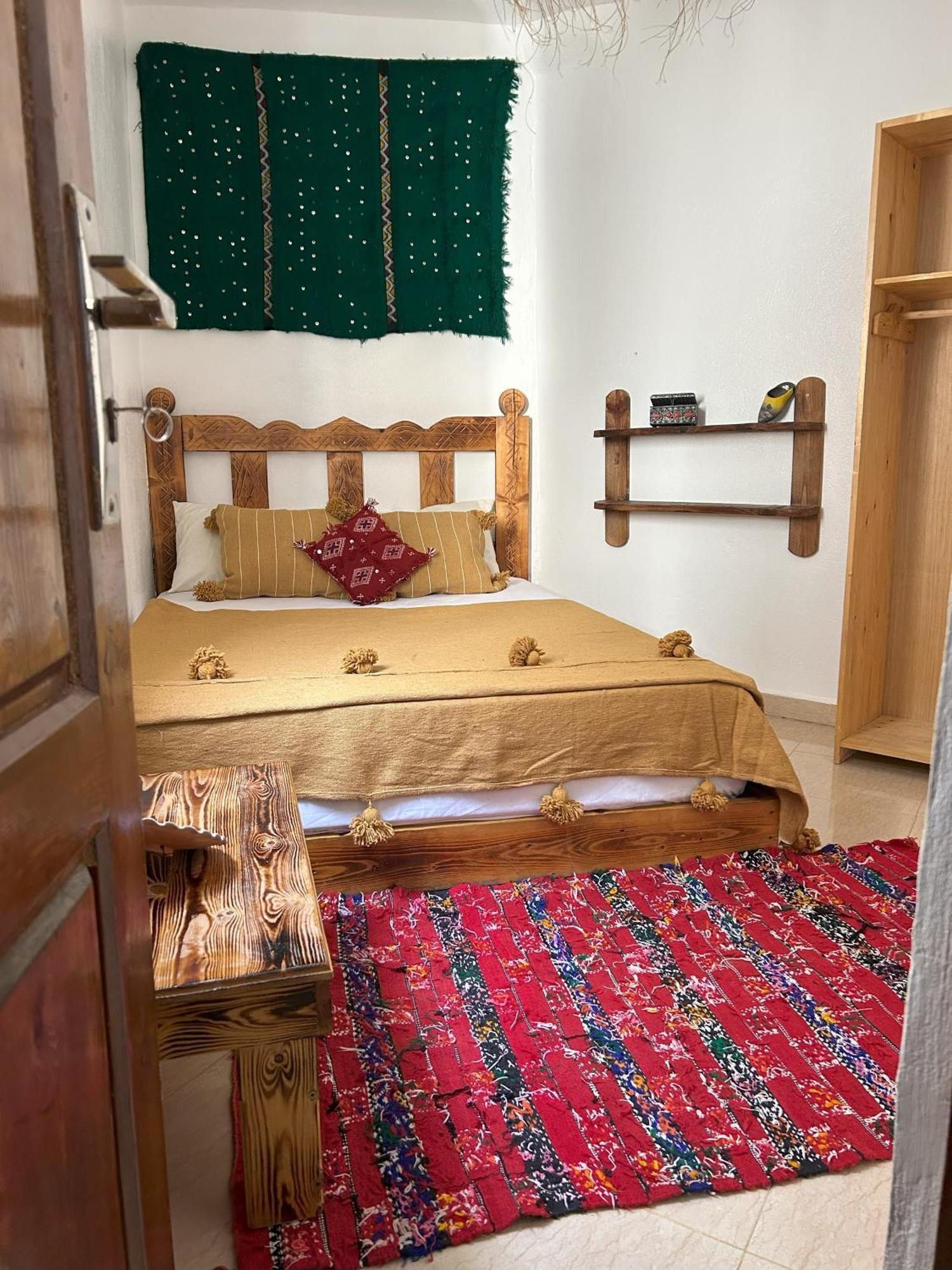 Hostel Tayought Surf House *
